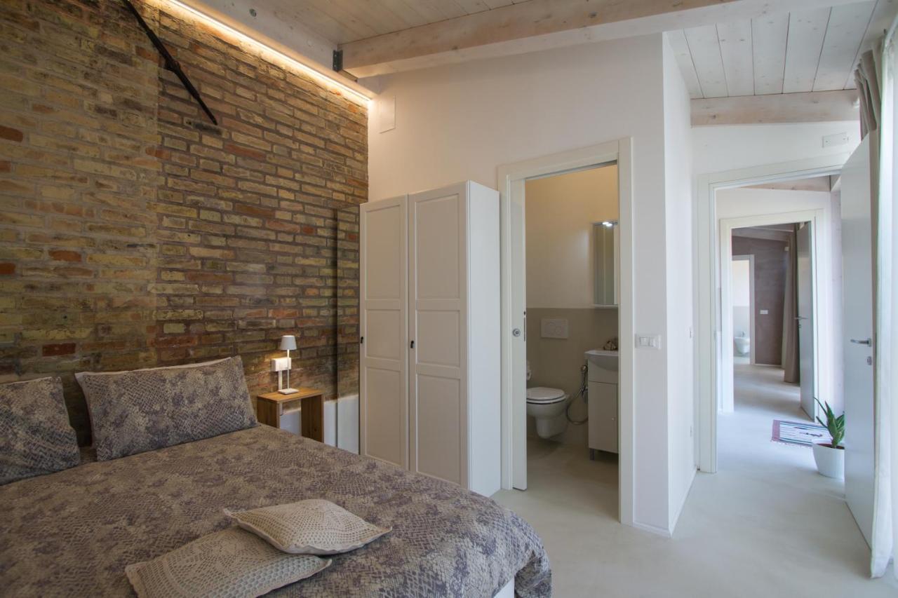La Casa Di Tara B&B Armonia E Natura Recanati Exteriör bild